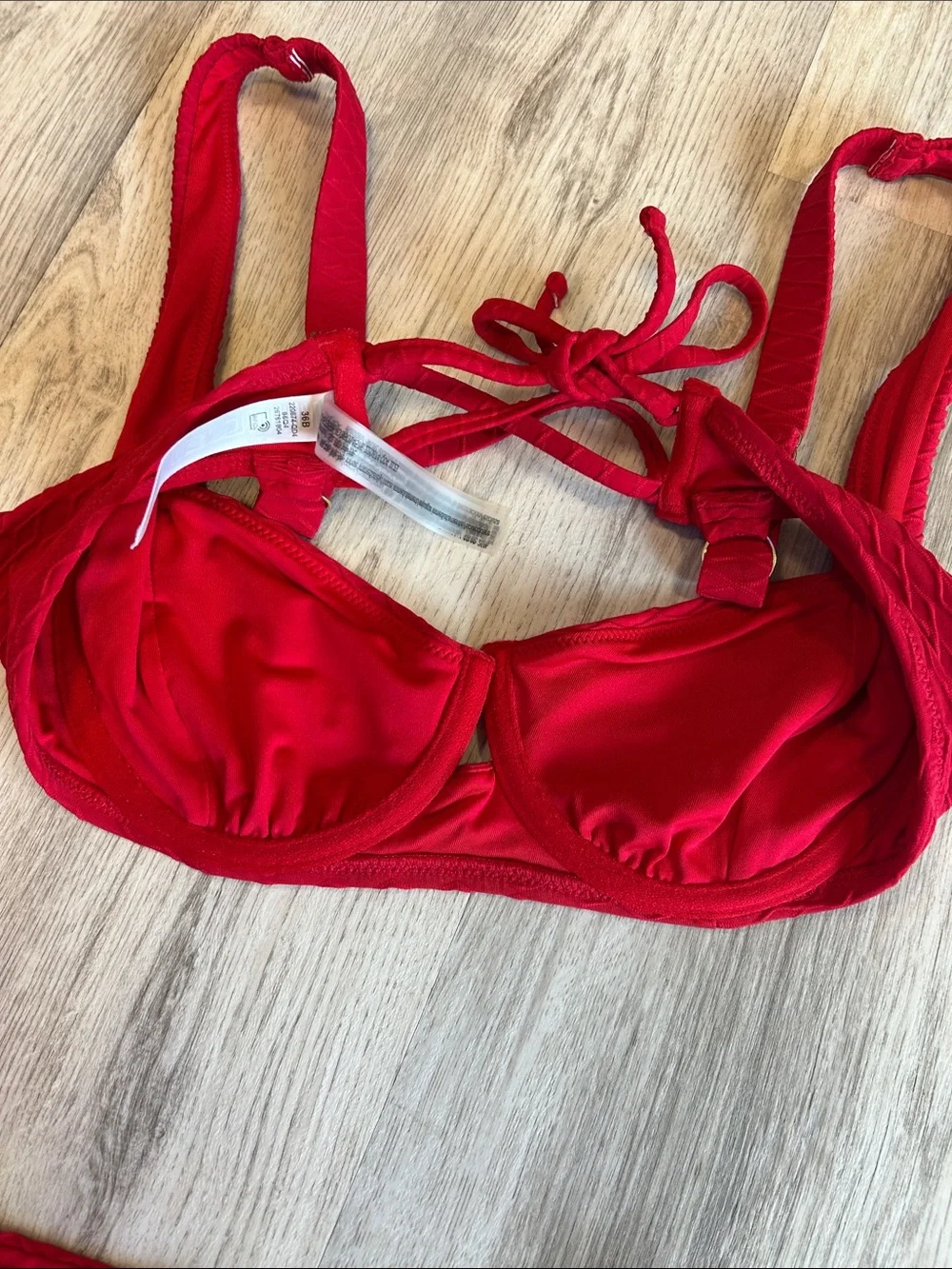 Victoria’s Secret Swim Red Textured Underwire Bikini Set 36B Top Med Bottoms NWT